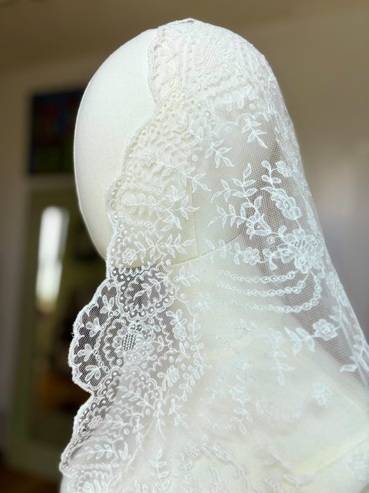 Vintage Bridal Veil · No. 2