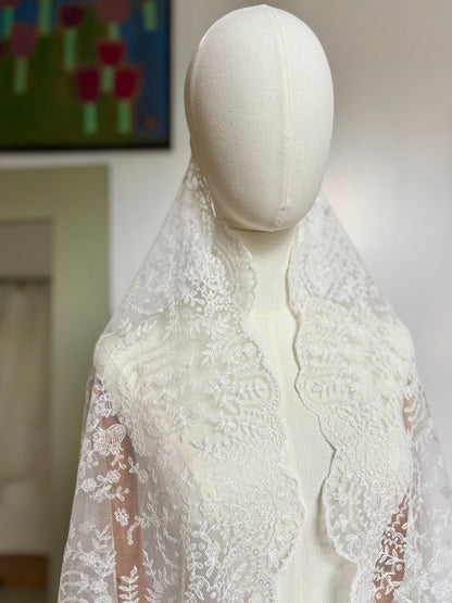 Vintage Bridal Veil · No. 2