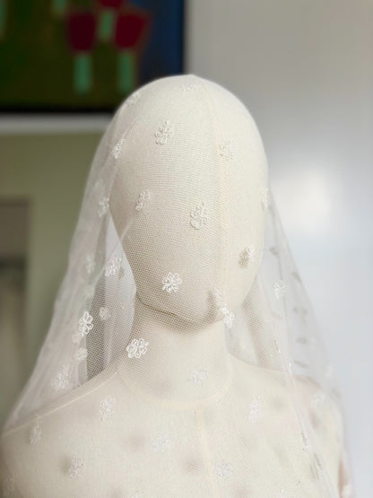 Vintage Bridal Veil · No. 2